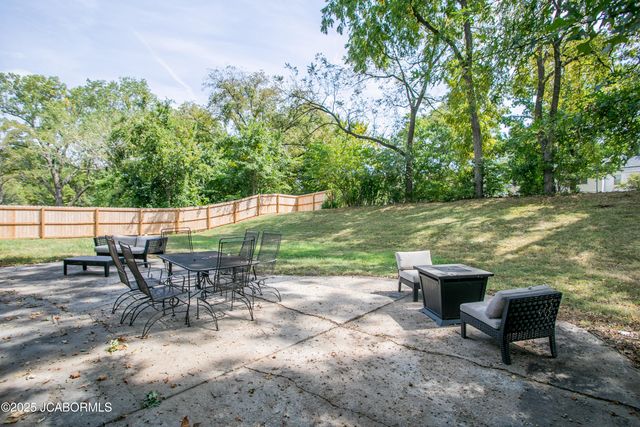 2901 KENBORG, Jefferson City, MO 65109