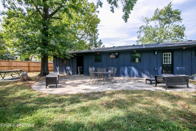 2901 KENBORG, Jefferson City, MO 65109