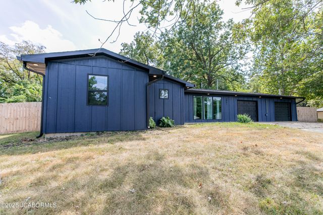 2901 KENBORG, Jefferson City, MO 65109