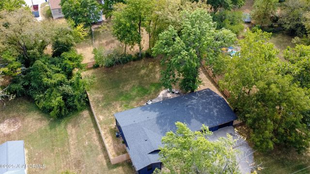 2901 KENBORG, Jefferson City, MO 65109