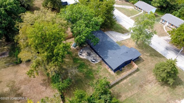 2901 KENBORG, Jefferson City, MO 65109