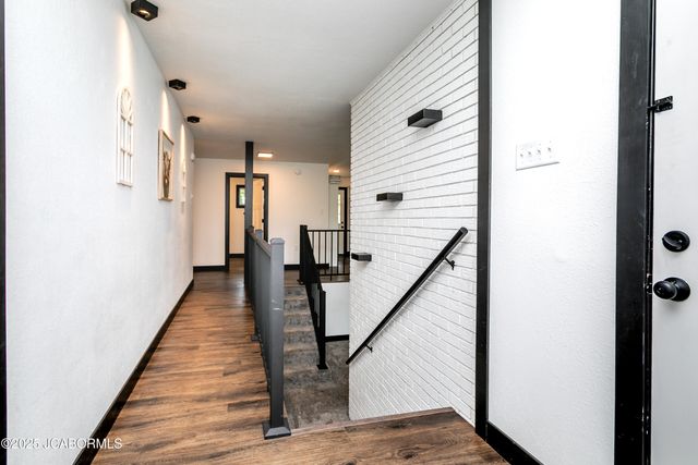 2901 KENBORG, Jefferson City, MO 65109