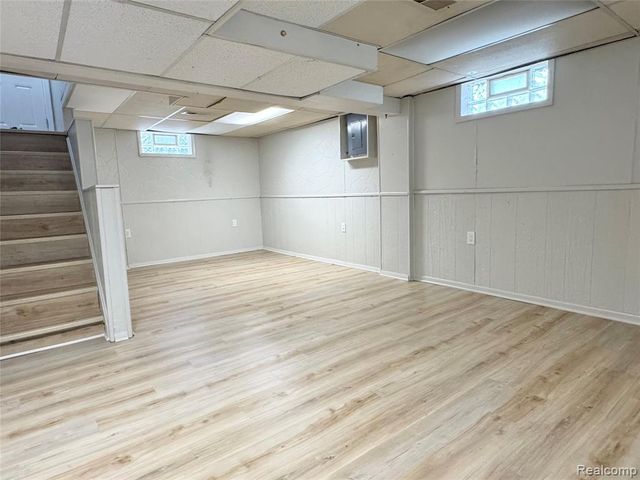 24730 Oxford Street, Dearborn, MI 48124