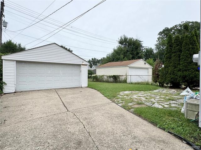 24730 Oxford Street, Dearborn, MI 48124