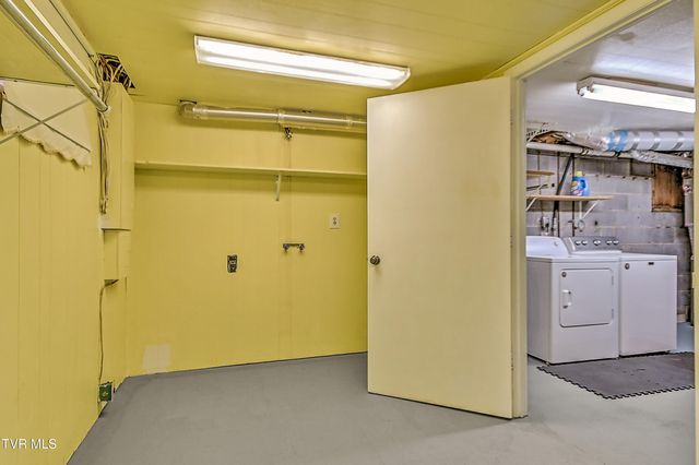 305 Belmont Drive, Bristol, TN 37620