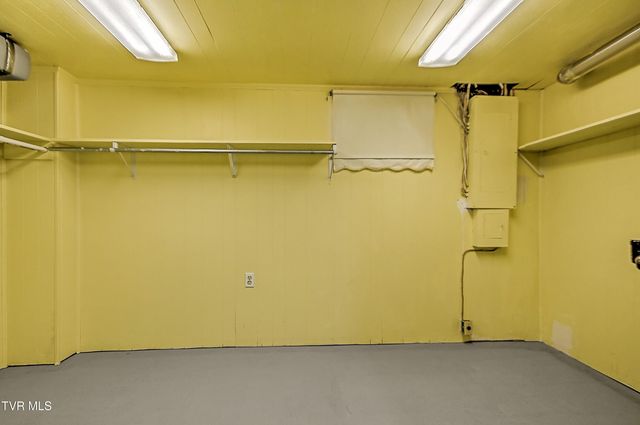 305 Belmont Drive, Bristol, TN 37620