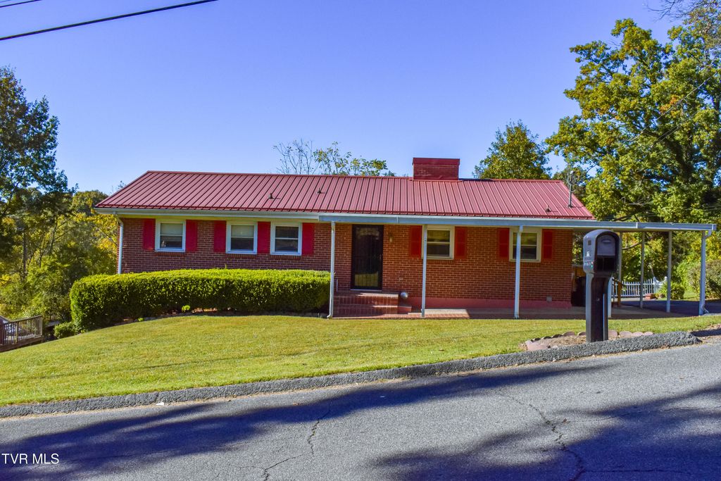 305 Belmont Drive, Bristol, TN 37620