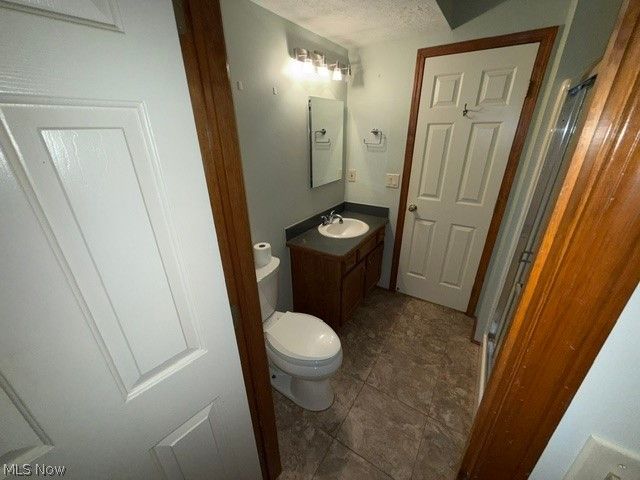 691 S Point Trail, Berea, OH 44017