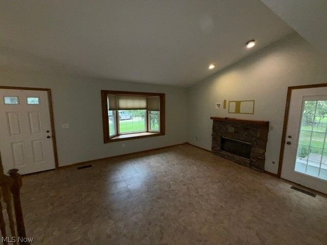 691 S Point Trail, Berea, OH 44017