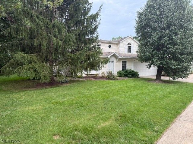 691 S Point Trail, Berea, OH 44017