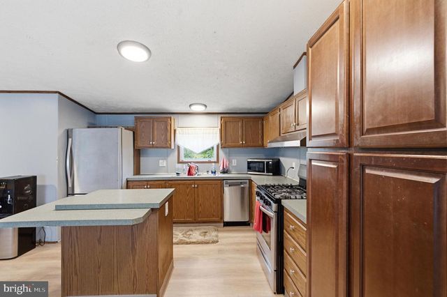 1 ORCHARD LN, Spring City, PA 19475