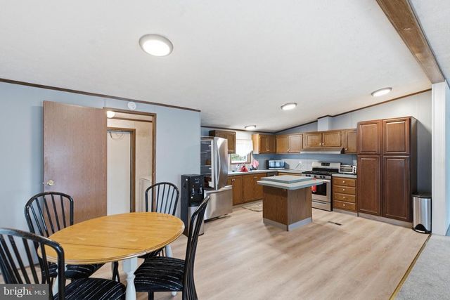 1 ORCHARD LN, Spring City, PA 19475