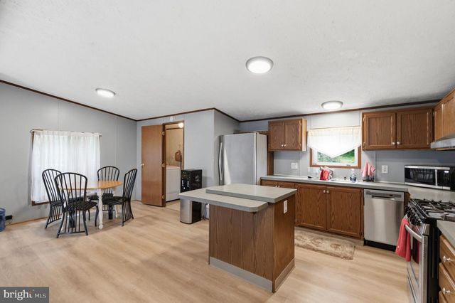 1 ORCHARD LN, Spring City, PA 19475