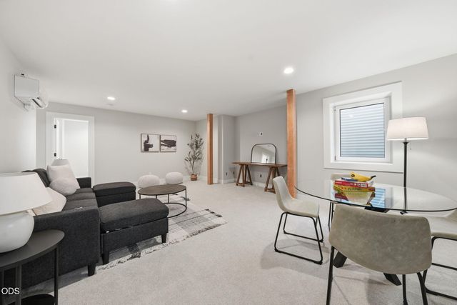 1548 NW Elgin Avenue 1 & 2, Bend, OR 97703