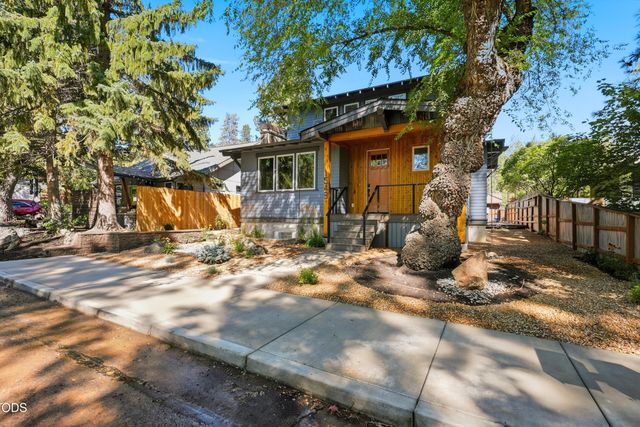 1548 NW Elgin Avenue 1 & 2, Bend, OR 97703