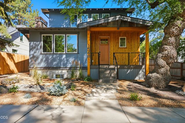 1548 NW Elgin Avenue 1 & 2, Bend, OR 97703