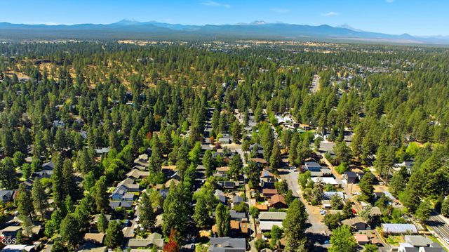 1548 NW Elgin Avenue 1 & 2, Bend, OR 97703