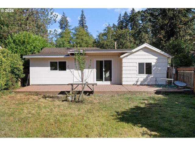 1065 9TH St, Washougal, WA 98671