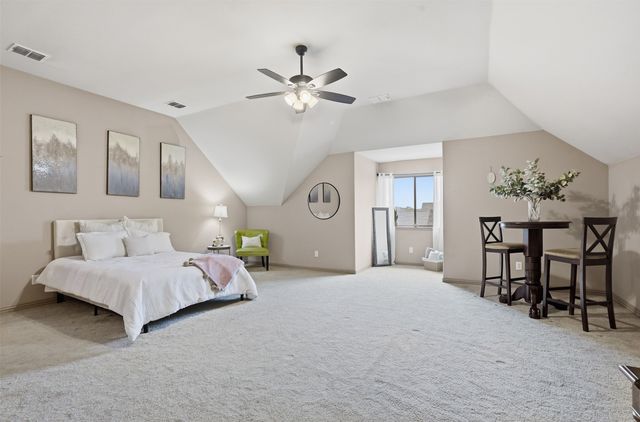 217 Silver Rose Boulevard, Burleson, TX 76028