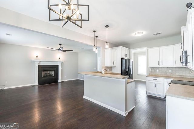 216 Raleigh Drive, Warner Robins, GA 31088