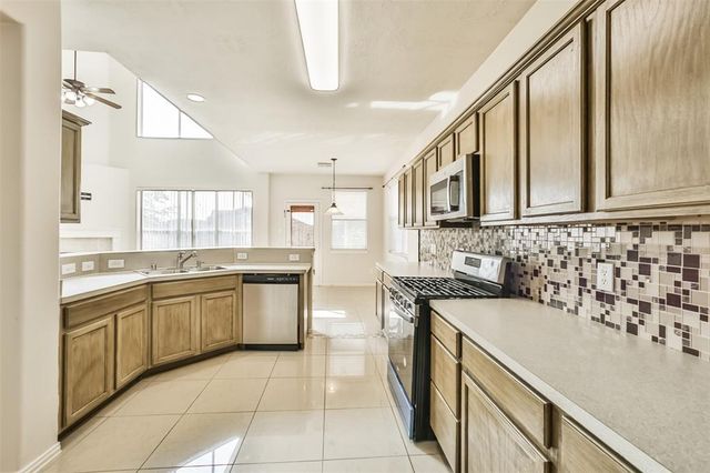 911 Merlin Roost, Katy, TX 77494