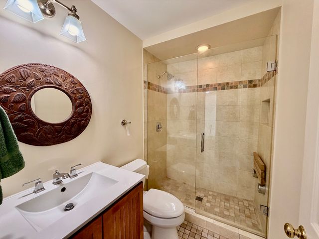 1535 Chatfield Court, Roselle, IL 60172