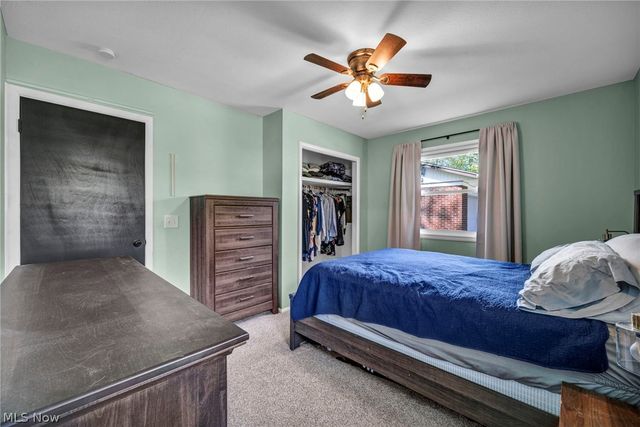 28523 Holly Drive, Olmsted Twp, OH 44070