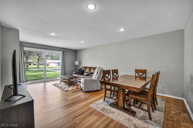 28523 Holly Drive, Olmsted Twp, OH 44070