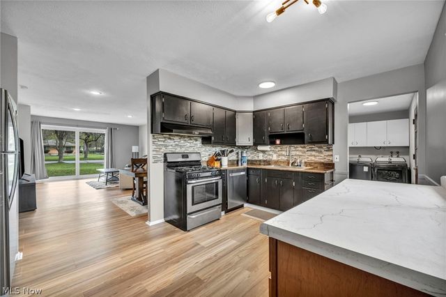 28523 Holly Drive, Olmsted Twp, OH 44070