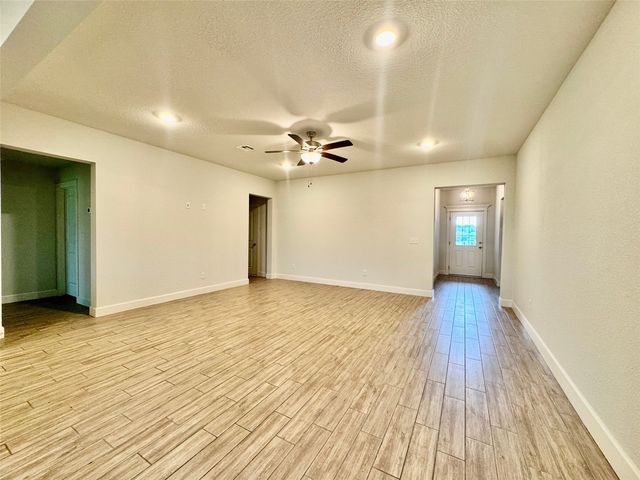 8713 N 63rd East Avenue, Owasso, OK 74055