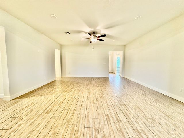 8713 N 63rd East Avenue, Owasso, OK 74055