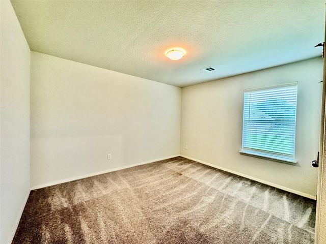 8713 N 63rd East Avenue, Owasso, OK 74055