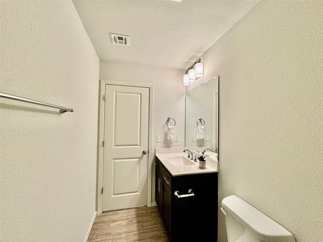 8713 N 63rd East Avenue, Owasso, OK 74055