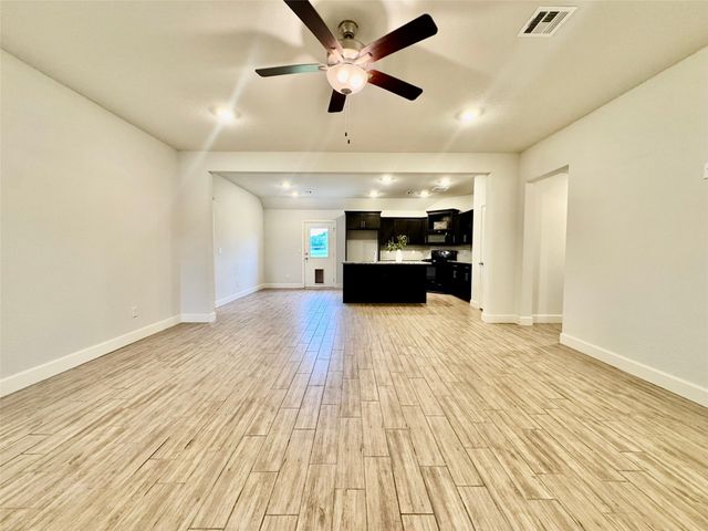 8713 N 63rd East Avenue, Owasso, OK 74055