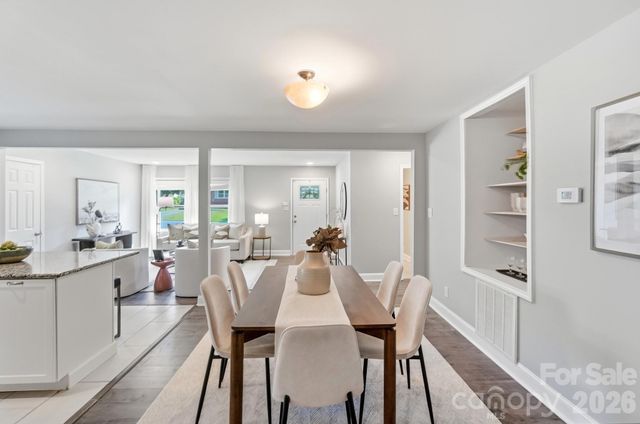 1816 Northcliff Drive, Charlotte, NC 28216