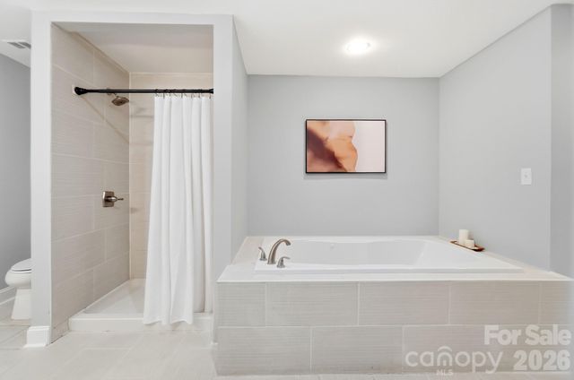 1816 Northcliff Drive, Charlotte, NC 28216