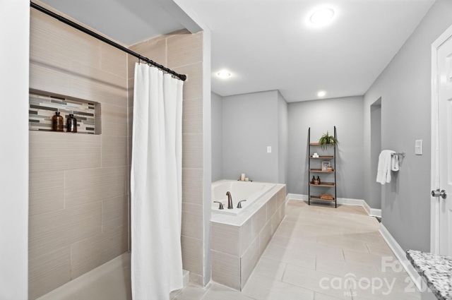 1816 Northcliff Drive, Charlotte, NC 28216