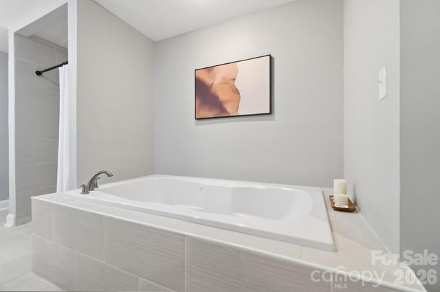 1816 Northcliff Drive, Charlotte, NC 28216
