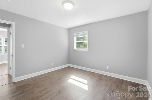 1816 Northcliff Drive, Charlotte, NC 28216