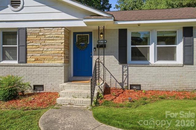 1816 Northcliff Drive, Charlotte, NC 28216