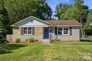 1816 Northcliff Drive, Charlotte, NC 28216