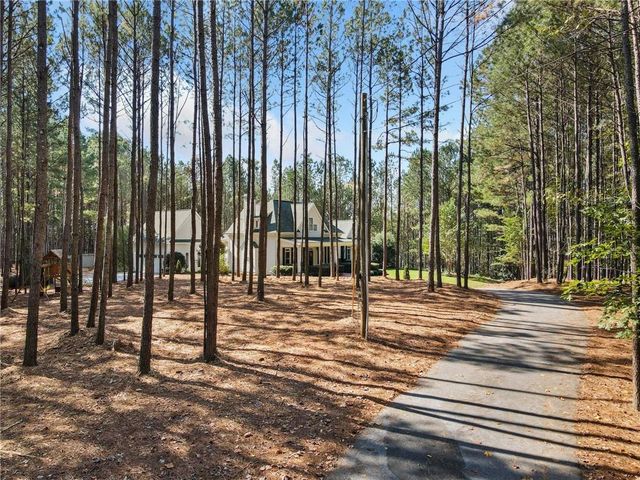 424 Cable Road, Waleska, GA 30183