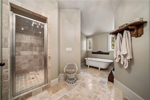 424 Cable Road, Waleska, GA 30183