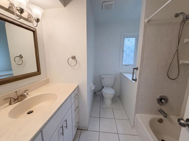 11878 100th Place N, Maple Grove, MN 55369