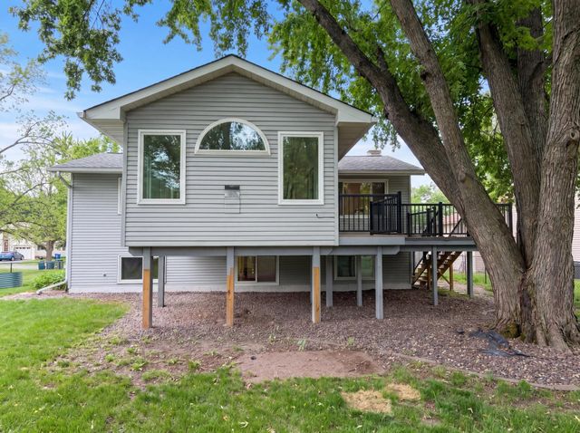 11878 100th Place N, Maple Grove, MN 55369
