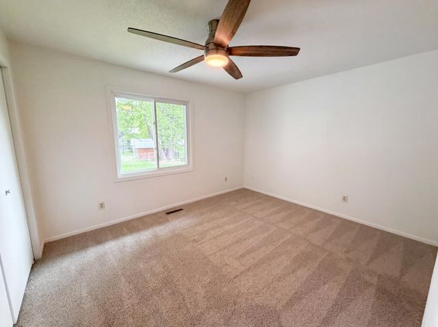 11878 100th Place N, Maple Grove, MN 55369