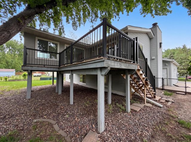 11878 100th Place N, Maple Grove, MN 55369
