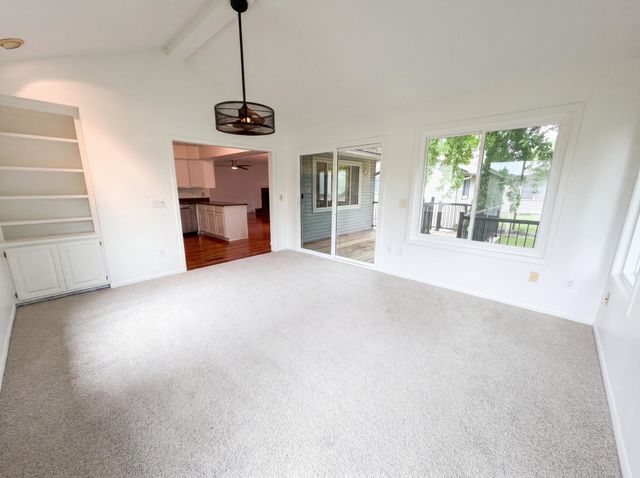 11878 100th Place N, Maple Grove, MN 55369