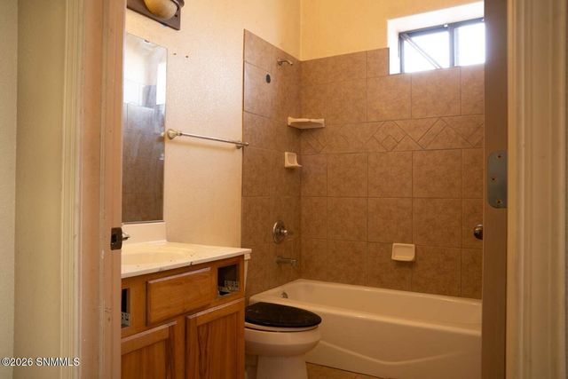 1507 Roadrunner Lane, Las Cruces, NM 88007