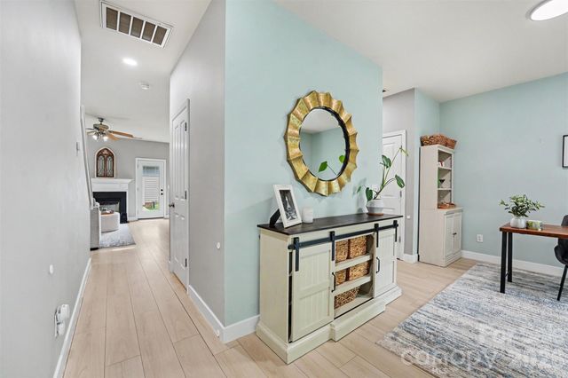 116 E Decatur Avenue, Mooresville, NC 28117